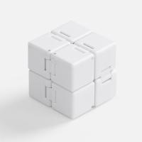 Антистресс CubeCade, белый от martvrn.ru